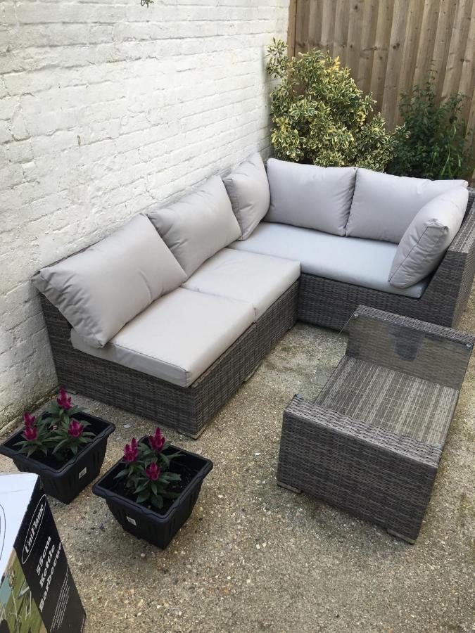 Superb 2 Beds 2 Baths New Apartment W/ Garden+Patio Bournemouth Eksteriør billede