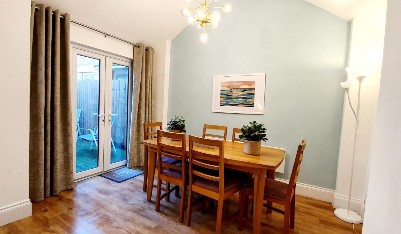Superb 2 Beds 2 Baths New Apartment W/ Garden+Patio Bournemouth Eksteriør billede