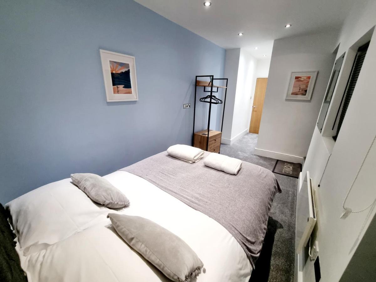 Superb 2 Beds 2 Baths New Apartment W/ Garden+Patio Bournemouth Eksteriør billede