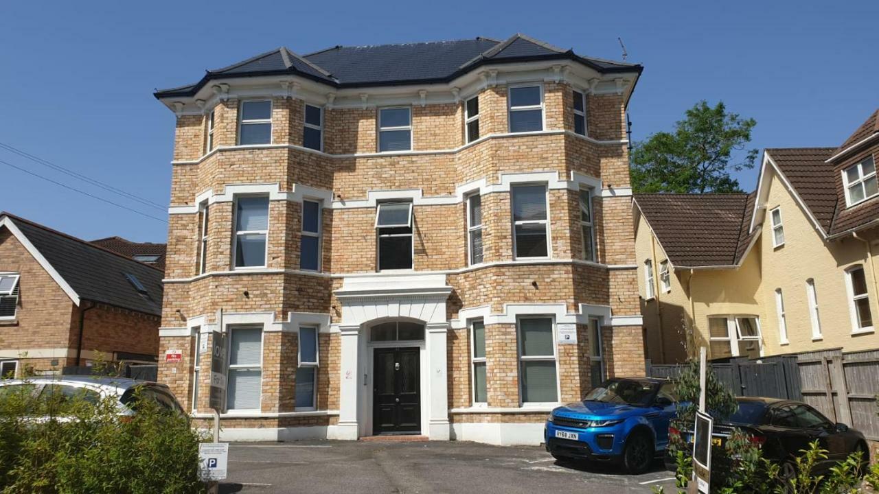 Superb 2 Beds 2 Baths New Apartment W/ Garden+Patio Bournemouth Eksteriør billede